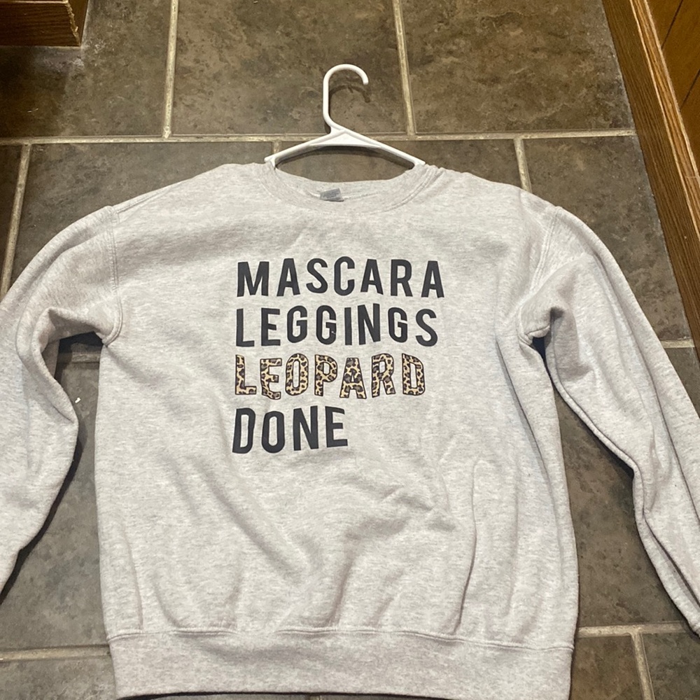Sweatshirt